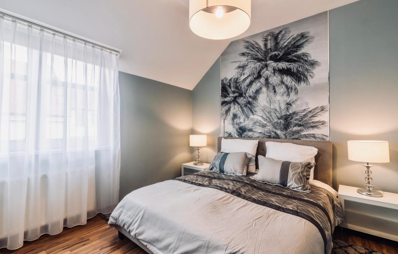 Monarchia Apartman Grand Mosonmagyaróvár Dış mekan fotoğraf
